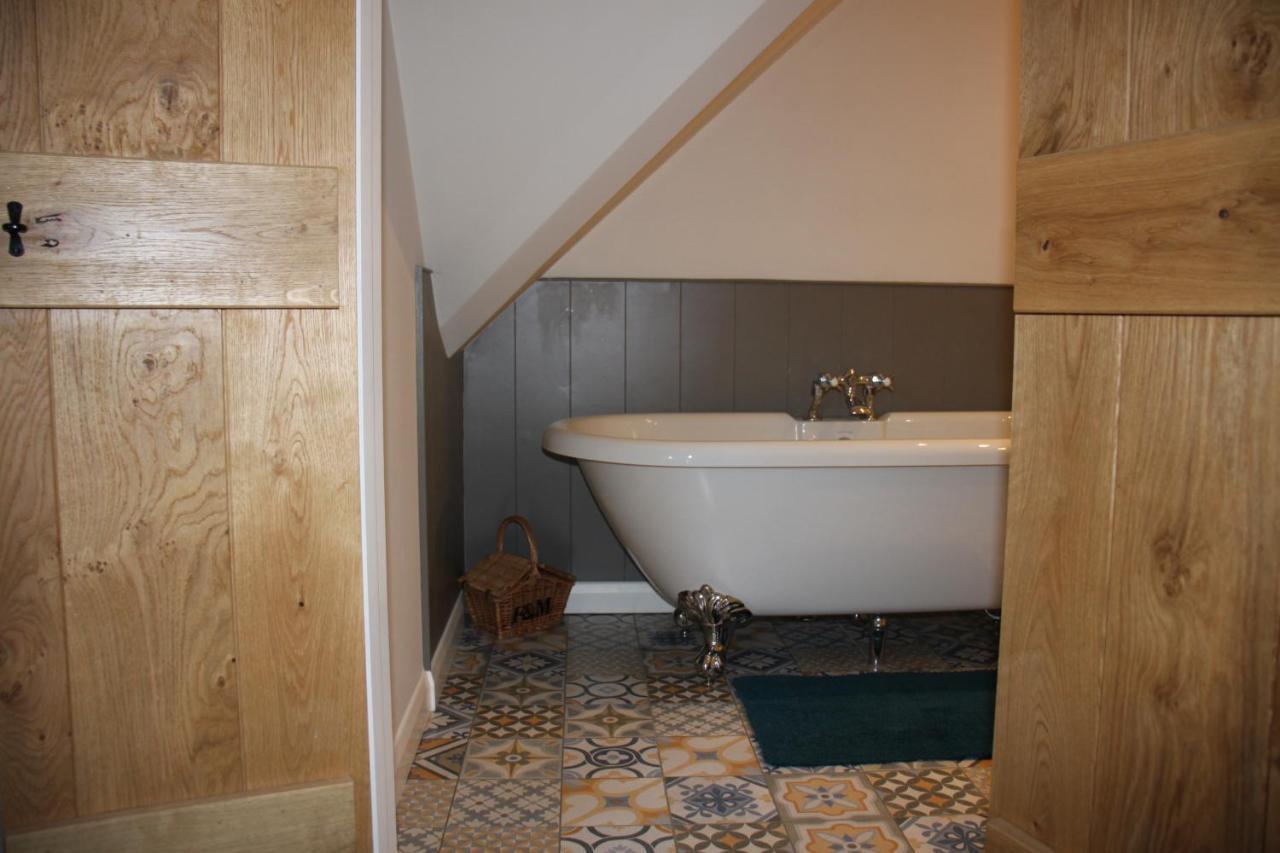 Wonderfully Spacious Luxury Holiday Cottage Billingshurst Eksteriør billede